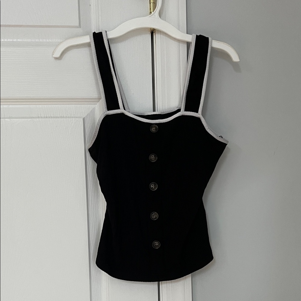 Who What Wear Black and White Buttoned Tank Top